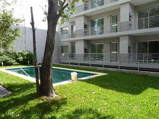 Excelente  departamento  con  unica  terraza de 18 m2, parrilla edificio con jardin y piscina