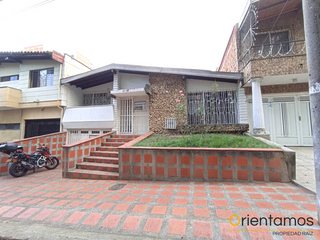 Casa-local en Arriendo Ubicado en Medellín Codigo 13905