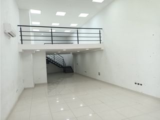 Foto 1 de LOCAL COMERCIAL -AV LIBERTADOR