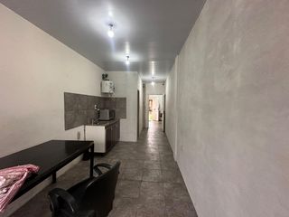 Casa en venta - 5 Dormitorios 5 Baños - Cochera - 495Mts2 - City Bell, La Plata