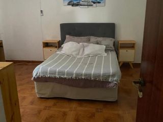 Casa en venta - 3 Dormitorios 2 Baños - 390Mts2 - Villa Lugano