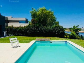 Foto 23 de Venta - Casa 6 amb - San Gabriel, Villanueva