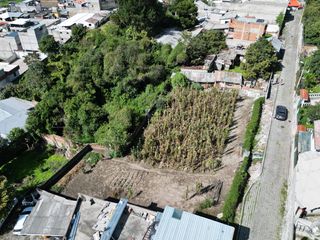 Terreno en Venta de 1014m, ideal para viviendas o desarrollo comercial, sector Conocoto.