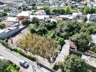 Terreno en Venta de 1014m, ideal para viviendas o desarrollo comercial, sector Conocoto.