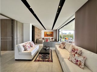 Foto 3 de Venta de Casa Campestre en Llanogrande en Rionegro