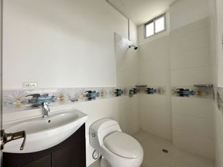 Foto 15 de CASA EN ALQUILER  A ESTRENAR EN URBANIZACIÓN MANTA 2000, SUR DE MANTA