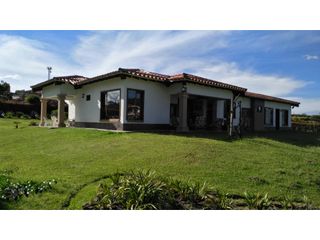 Foto 2 de Venta de Casa Campestre  en la Ceja