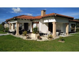 Foto 12 de Venta de Casa Campestre  en la Ceja