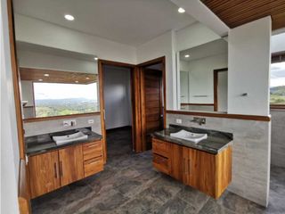 Foto 8 de Venta de Casa Campestre en Rionegro