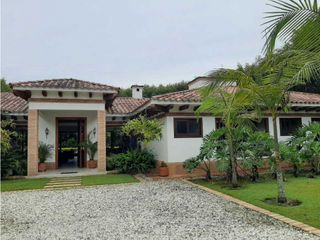 Foto 2 de Venta de Casa Campestre en Rionegro