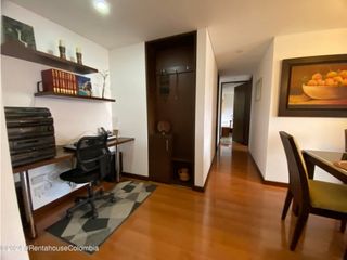 Apartamento en  La Calleja(Bogota) RAH CO: 24-1480