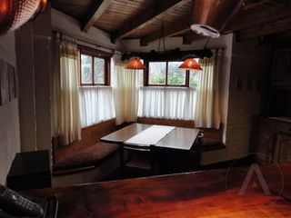 FINA PATAGONIA. Casa en venta de 3 dormitorios c/ cochera en San Martin de los Andes