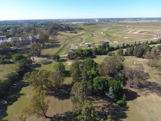 Terreno en venta - 645mts2 totales - Zarate Golf Park
