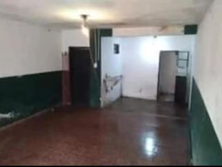 Casa en venta - 3 Dormitorios 2 Baños - 320Mts2 - Florencio Varela