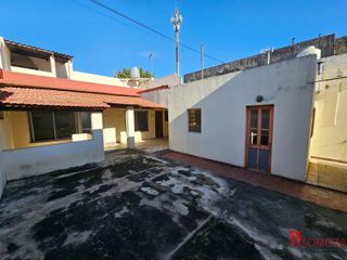 Foto 3 de Casa en venta de 3 dormitorios c/ cochera en Flores