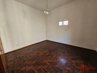 Foto 26 de Casa en venta de 3 dormitorios c/ cochera en Flores