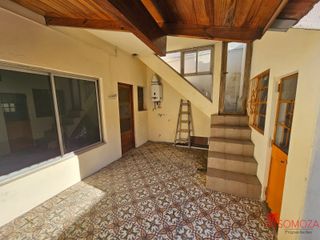 Foto 8 de Casa en venta de 3 dormitorios c/ cochera en Flores