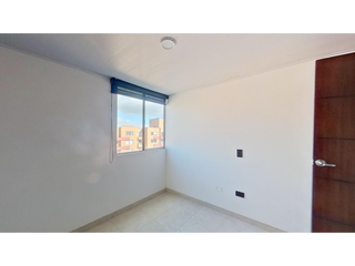 VENDO APARTAMENTO TORRE HAYUELOS