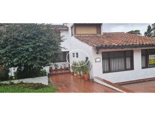 Foto 2 de Casa Venta Lindaraja