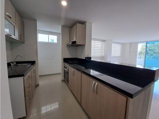 Apartamento en Arriendo frente al centro comercial buenavista