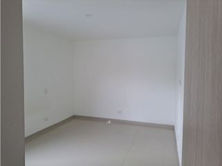 Apartamento en Arriendo frente al centro comercial buenavista