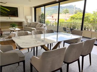 Foto 2 de SANTA BRBARA ALTA VENTA CASA  386m2 BALCÓN