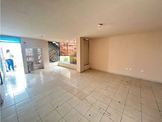 Foto 11 de Ciudad Jardín Oficina en Arriendo