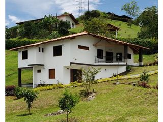 Finca y casa nueva en venta en Barbosa Vereda La Calda