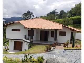 Finca y casa nueva en venta en Barbosa Vereda La Calda