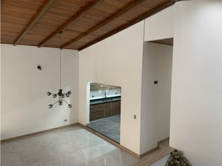 Foto 3 de Se Vende Casa Renovada Barrio Profesionales Armenia