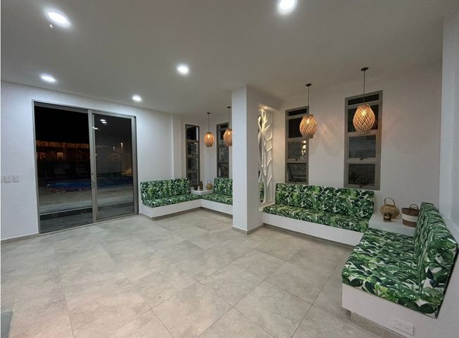 place photo 64