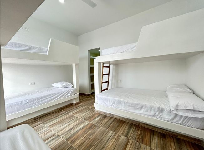 place photo 63