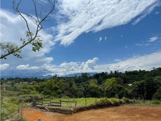 Foto 3 de LUXA VENDE LOTE CERCA AL PARADOR LA FRESA