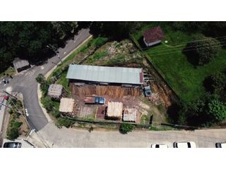 Foto 3 de LUXA VENDE LOTE ESQUINERO EN EL BARRIO EL REFUGIO