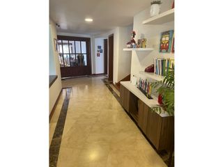 Foto 9 de CERROS DE NIZA VENTA CASA 550m2 JARDN 200m2