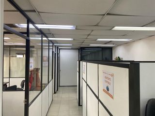 Foto 2 de Oficina en venta en Medellín sector Parque Berrio