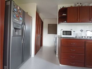 Foto 9 de SE ALQUILA APARTAMENTO AMOBLADO EN CR LAGOS DEL POLO 2