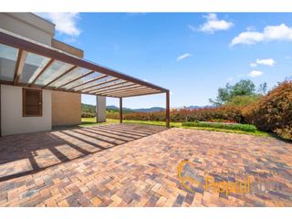 Foto 3 de Se Vende Casa en Yerbabonita Bosque Nativo, Sopo