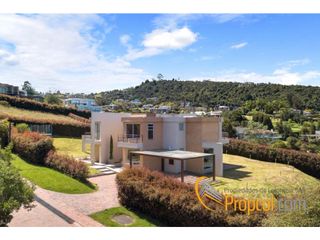 Foto 1 de Se Vende Casa en Yerbabonita Bosque Nativo, Sopo