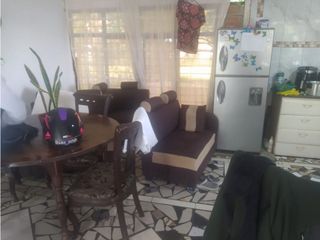 Foto 3 de Santa Elena - Casa campestre en venta