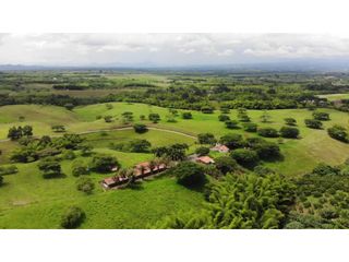 Lotes y Fincas En Venta Condominio Cerrado Montenegro Quindio