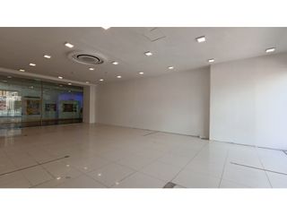 Foto 5 de SE VENDE LOCAL CENTRO COMERCIAL EL RETIRO BOGOTA