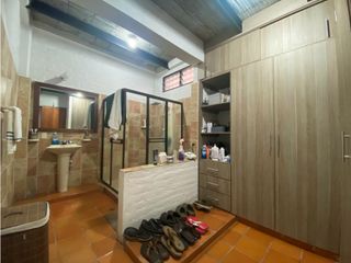Foto 11 de Casa de tres niveles en venta Barrio Las Mercedes Palmira Valle