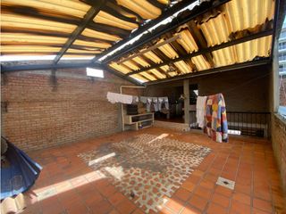 Foto 22 de Casa de tres niveles en venta Barrio Las Mercedes Palmira Valle