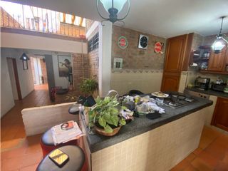 Foto 5 de Casa de tres niveles en venta Barrio Las Mercedes Palmira Valle