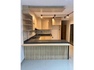 Foto 10 de Hermosa casa bifamiliar con piscina en venta Santa Elena El Cerrito