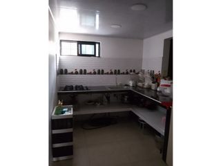 Foto 4 de LUXA VENDE CASA DE 2 PISOS EN EL BARRIO SOLIDARIDAD