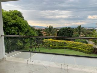 Foto 8 de SE VENDE HERMOSA CASA EN CALI EN ZONA EXCLUSIVA DE  CIUDAD JARDIN