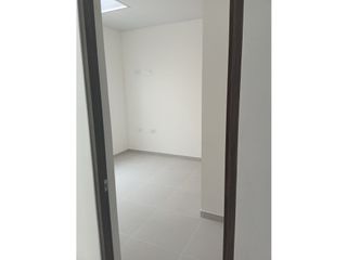 Foto 9 de LUXA VENDE CASA  NUEVA BARRIO EL RETIRO SECTOR SUR