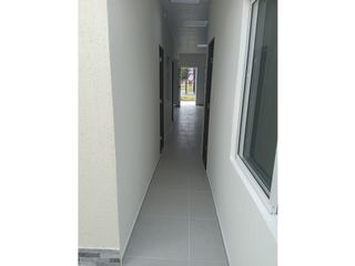 Foto 3 de LUXA VENDE CASA  NUEVA BARRIO EL RETIRO SECTOR SUR